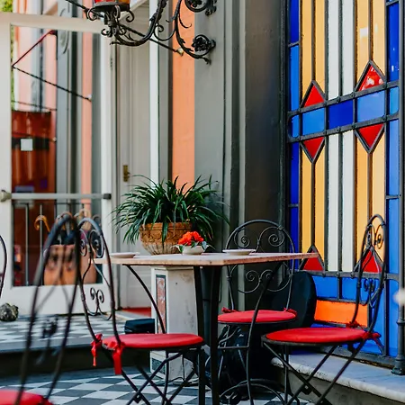 Hotel Costantinopoli 104