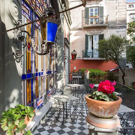 Hotell Costantinopoli 104 Neapel