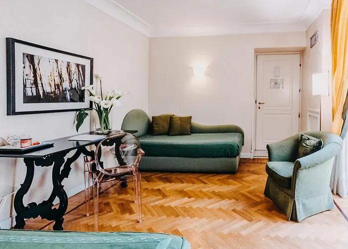 Costantinopoli 104 4*