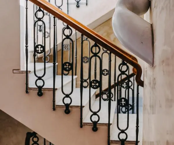 Otel Costantinopoli 104 4*