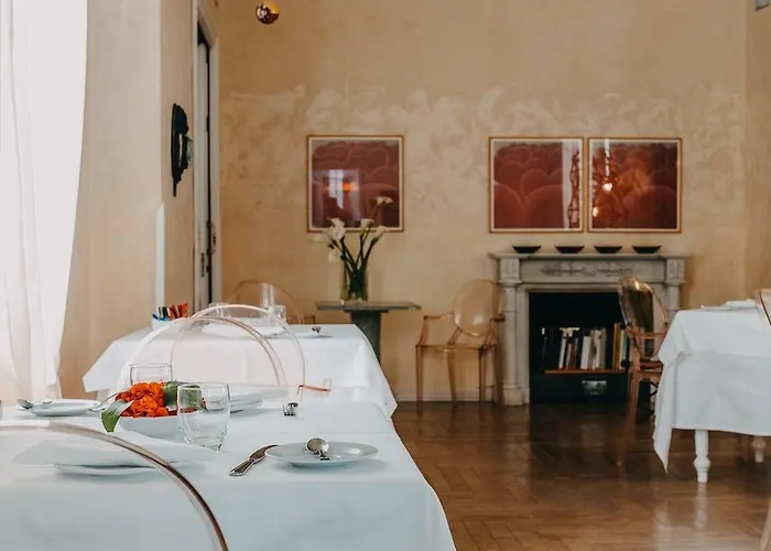 Otel Costantinopoli 104 Napoli