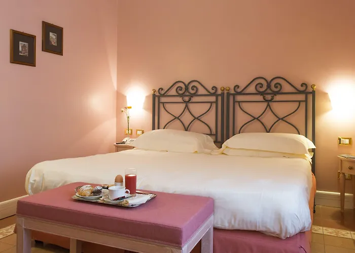 Costantinopoli 104 Napoli