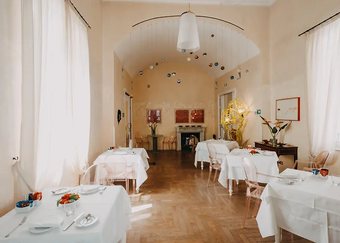 Otel Costantinopoli 104 Napoli