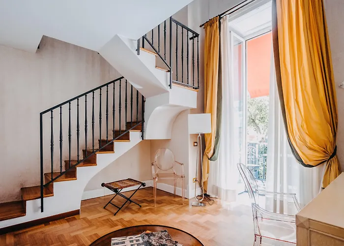 Otel Costantinopoli 104 Napoli