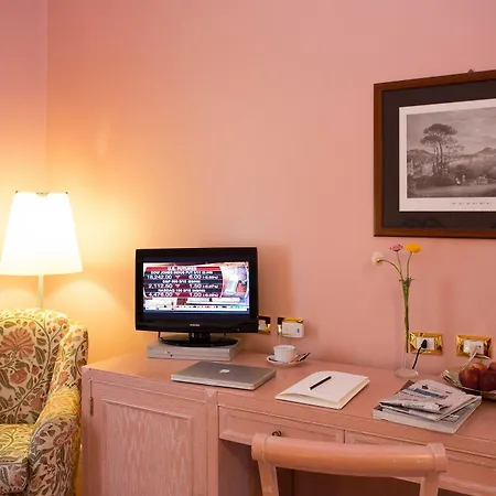 Hotel Costantinopoli 104 Naples