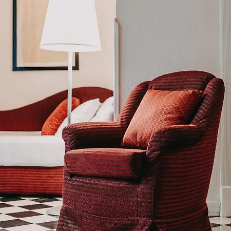 Costantinopoli 104 Hotel Naples