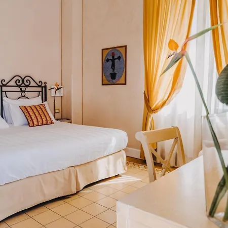 Hotel Costantinopoli 104 Napoli
