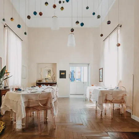 Costantinopoli 104 Napoli