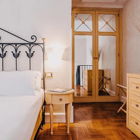 Costantinopoli 104 Hotel Napoli