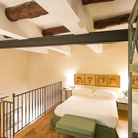 Costantinopoli 104 Hotel 4*